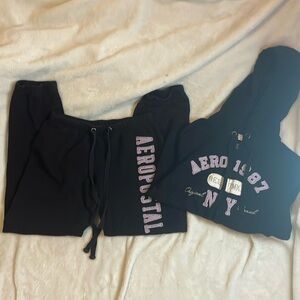 Aeropostale Sweatsuit Set